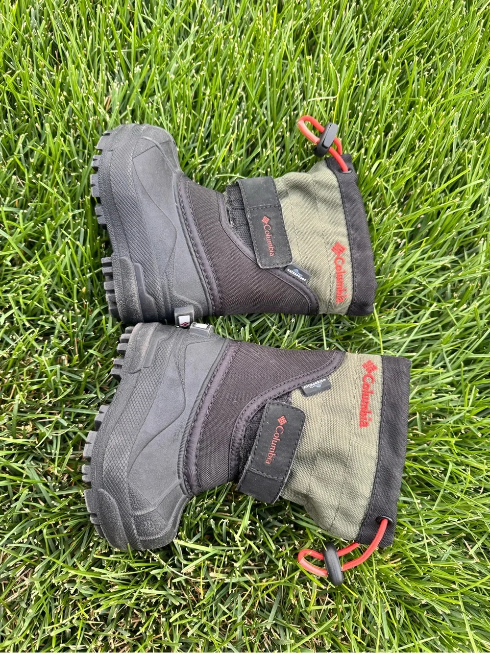 Columbia Kids Waterproof Winter Snow Boots Black Green Size 4